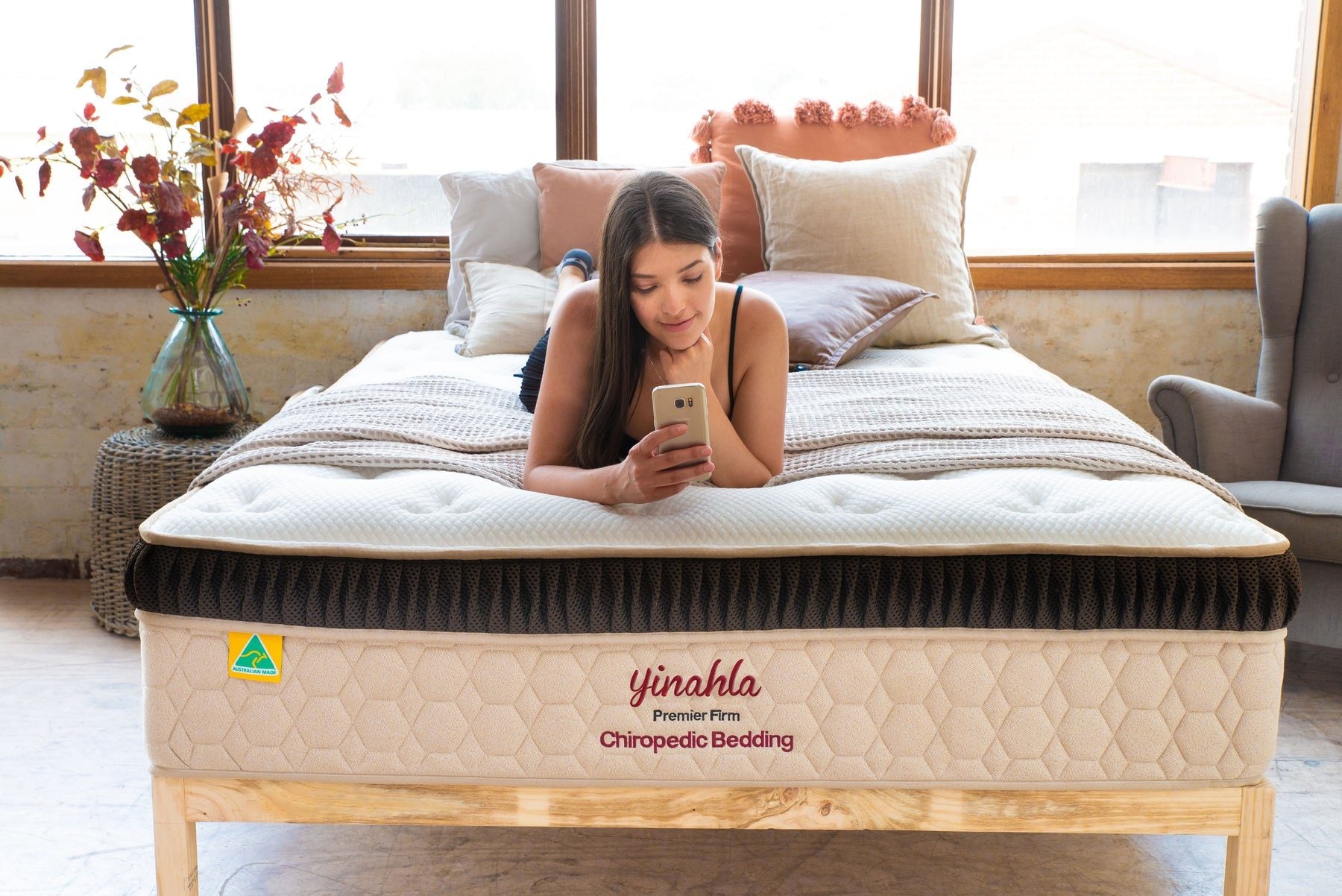 Yinahla bedroom setting